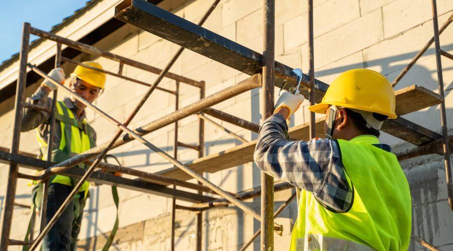 Professional residential roofers in Broadlands, IL